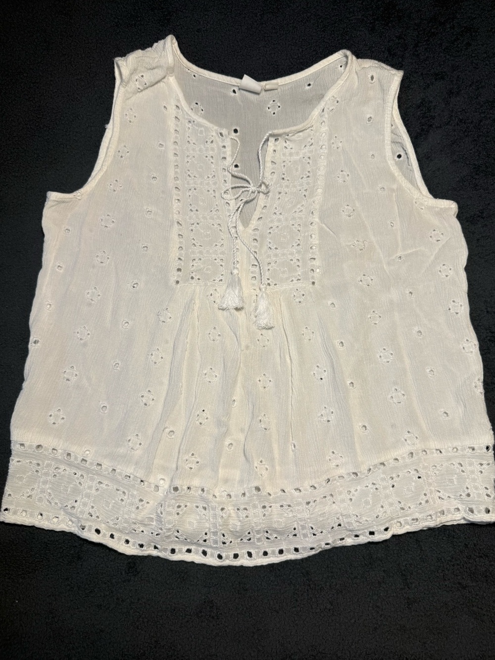 GAP White Eyelet Tie-Front Sleeveless Camisole